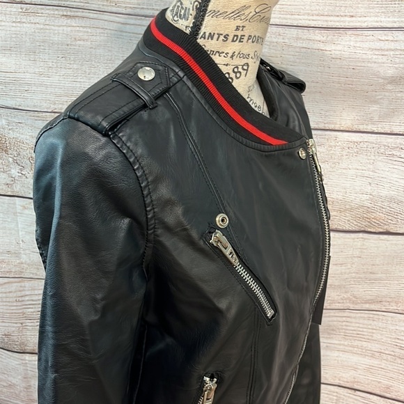Blank NYC “Frisky Business” Faux Leather Vegan Moto Jacket Bally Stripe XS - Picture 4 of 15